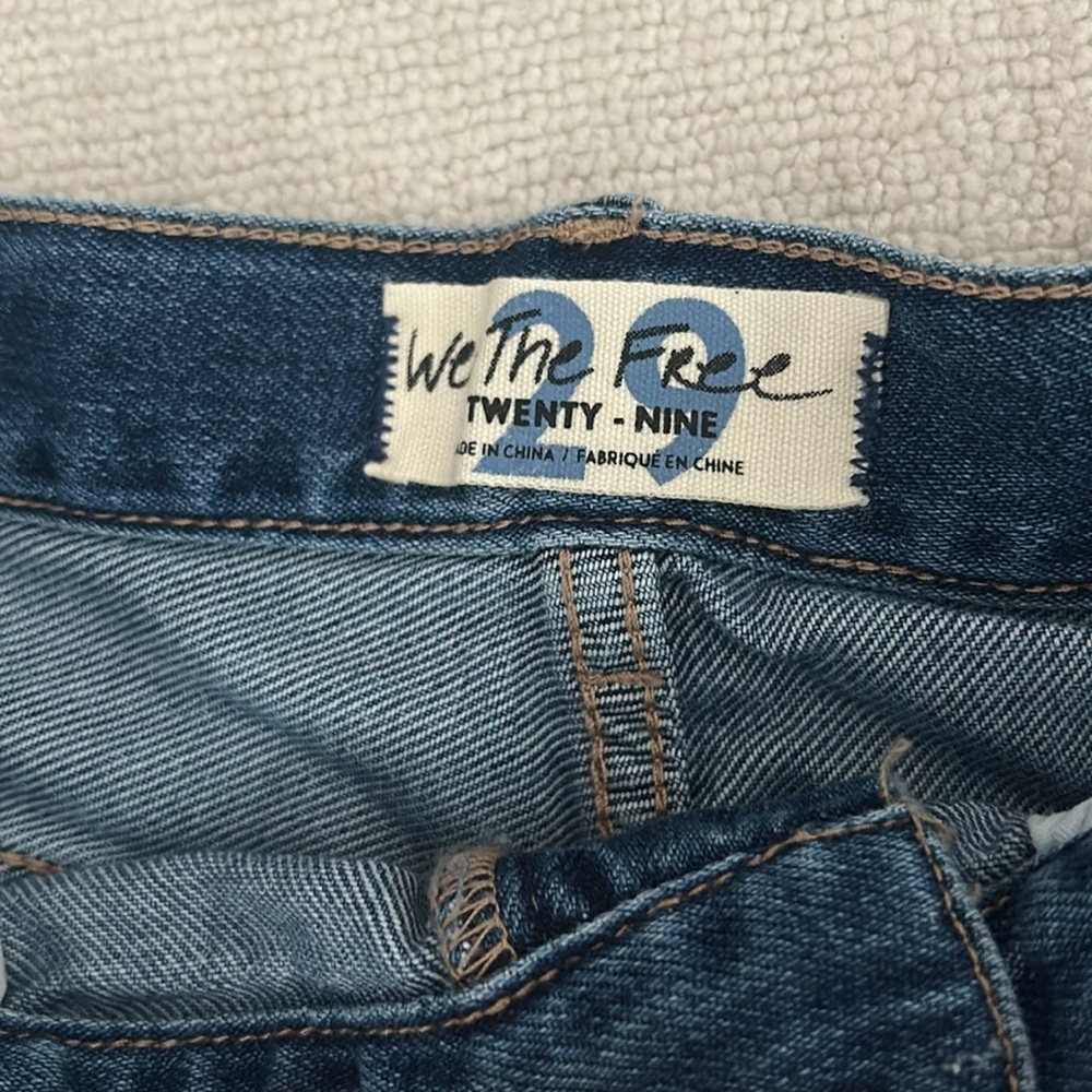 size 29 - Picture 3 of 4